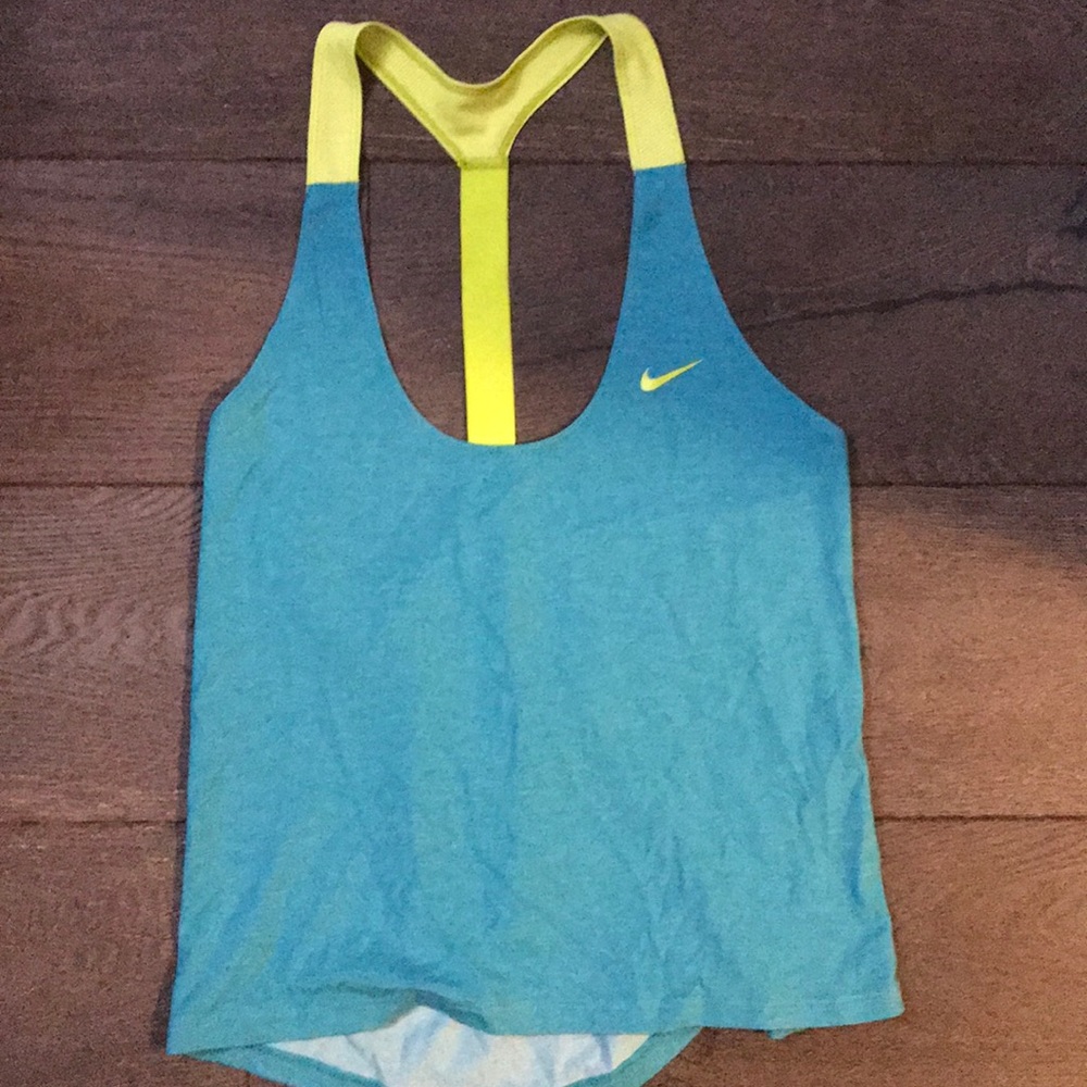 Nike DRI-Fit sports top good condition loose fit
